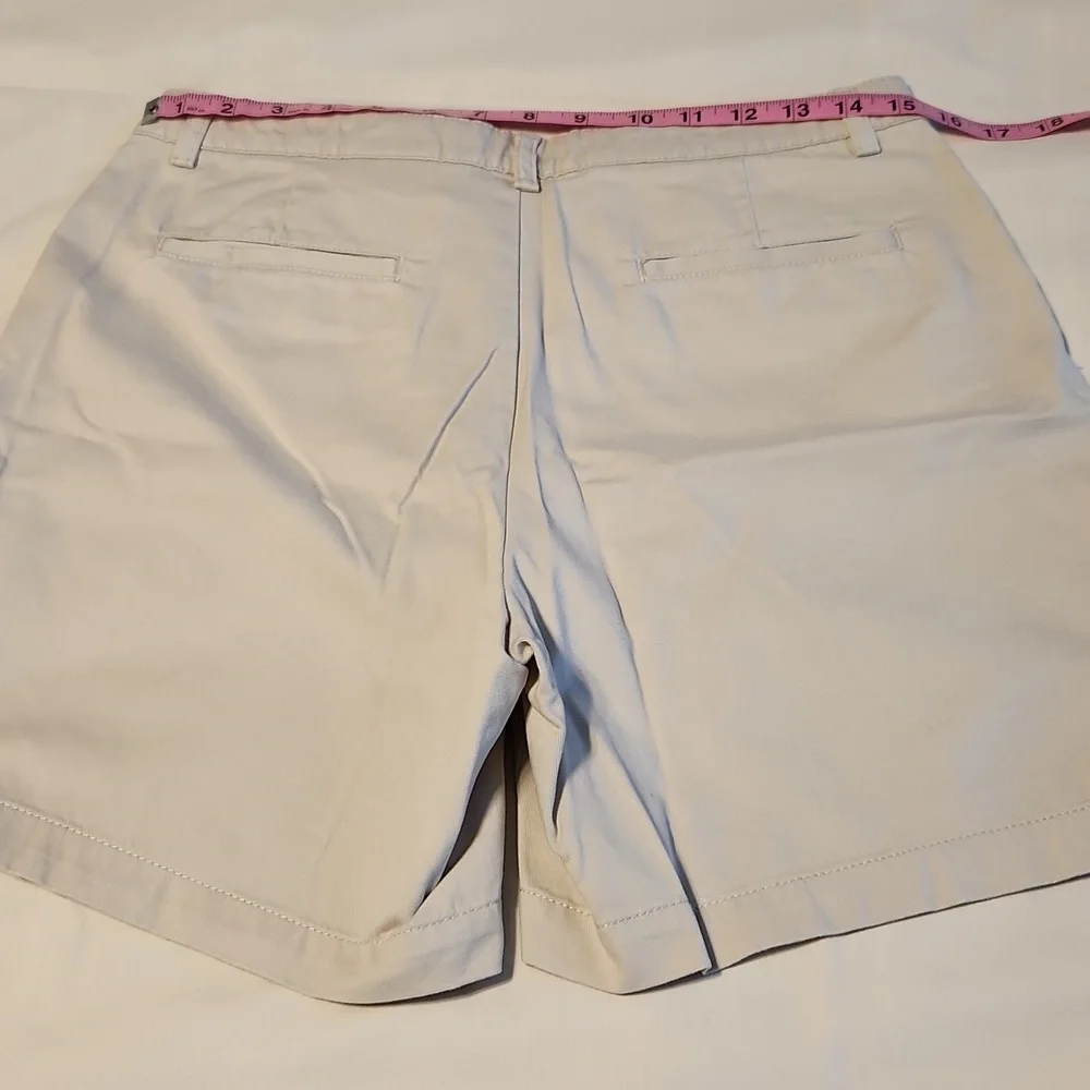 Eddie Bauer women's shorts. - Picture 5 of 6